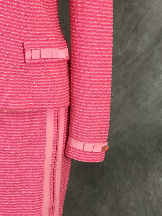BEAUTIFUL St John couture knit pink multi jacket skirt suit size 2 - Picture 6 of 12